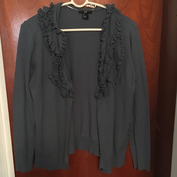 H&M sweater - Picture 2 of 4